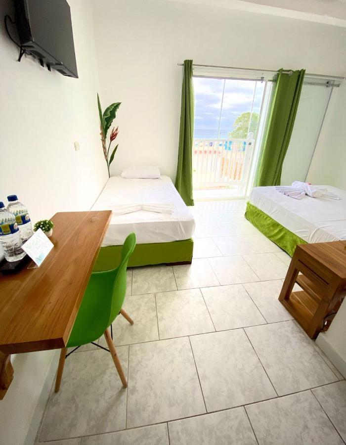 Whale House Hotel Puerto López Exterior foto